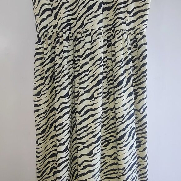 Everlane The Poplin Animal Print Dress Boho Fierce Trendy Striking Pockets  Sz M - Picture 7 of 11